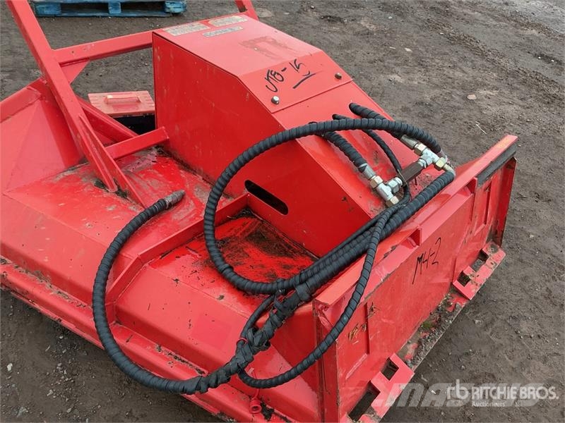 60 in Skid Steer Brush Cutter Навісні та причіпні косарки