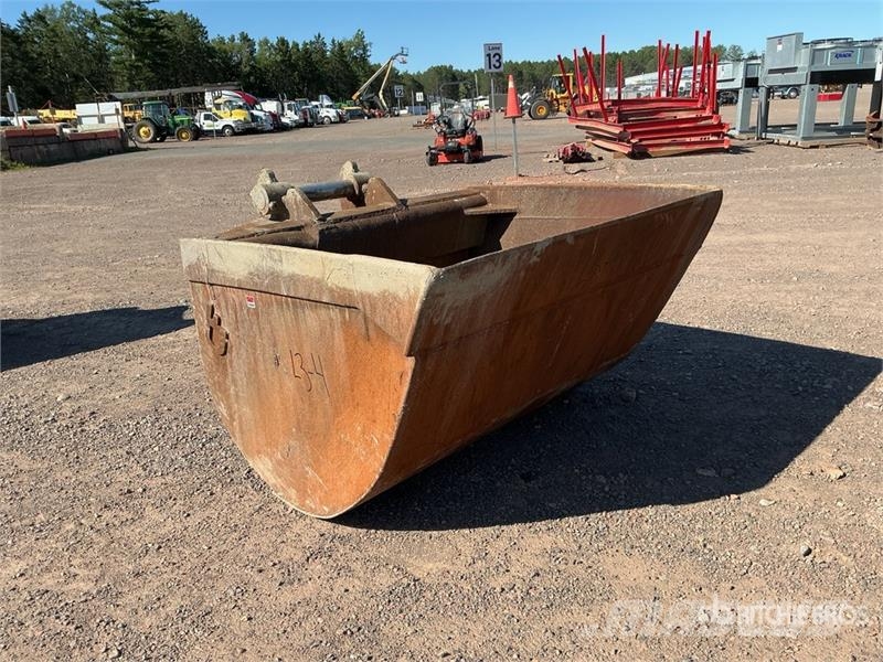 62 in Q/C Cleanup Excavator Bucket - Fits Cat 320 挖斗