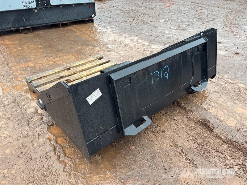  66 in Skid Steer Bucket (Unused) Łyżki do ładowarek