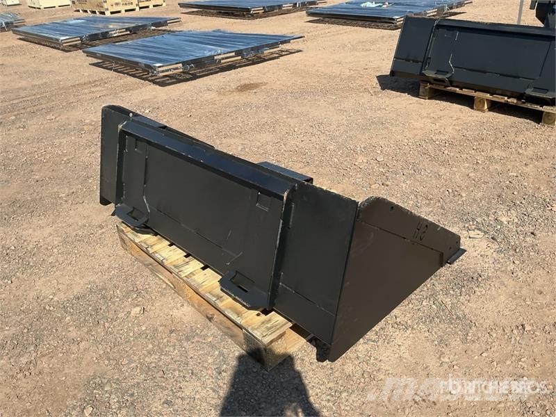 66 in Skid Steer Bucket (Unused) Kanalak