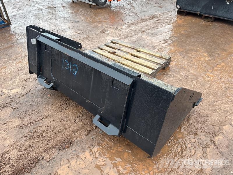  66 in Skid Steer Bucket (Unused) Łyżki do ładowarek