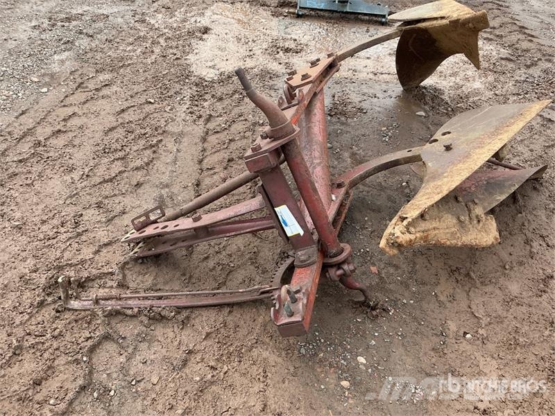 70 in 3-Point 2 Bottom Breaking Plow Pinnaselõikurid
