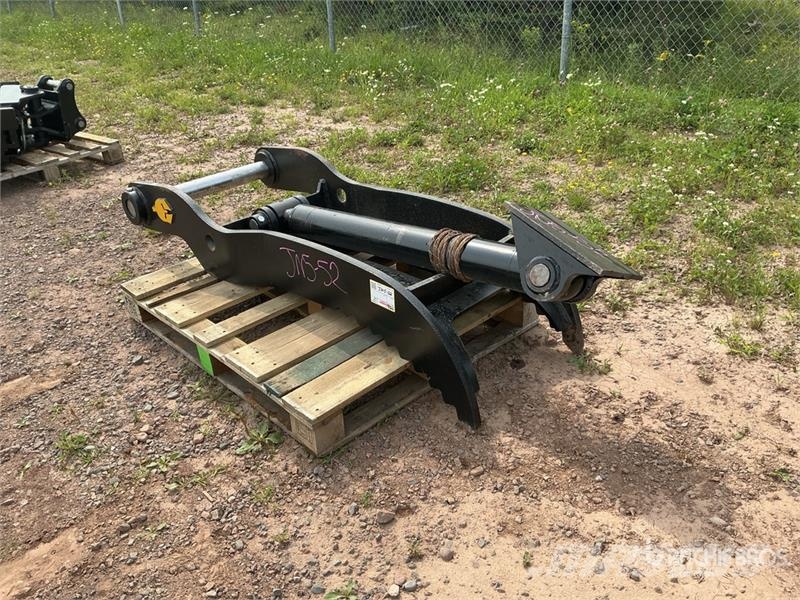  70 in Excavator Thumb Godet