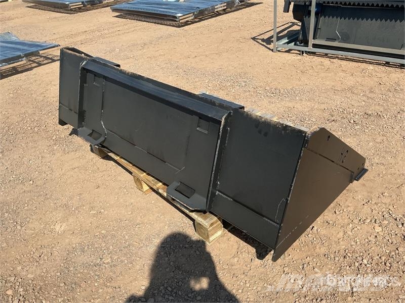 72 in Skid Steer Bucket (Unused) Kanalak