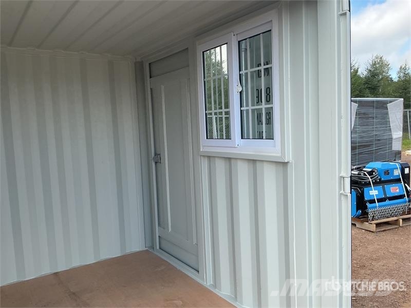  8 ft Standard Storage Container Varastokontit