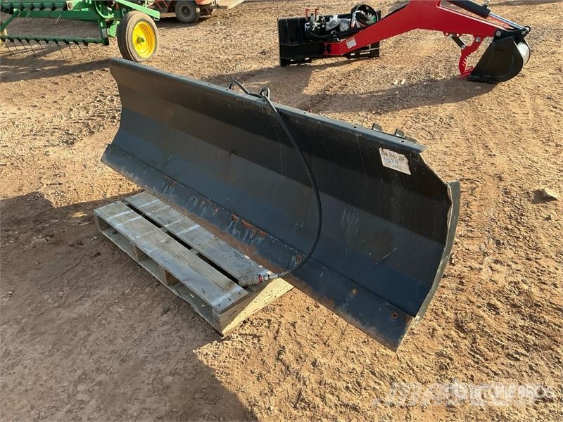  86 in Skid Steer Snow Blade حراثات ونصول الجليد