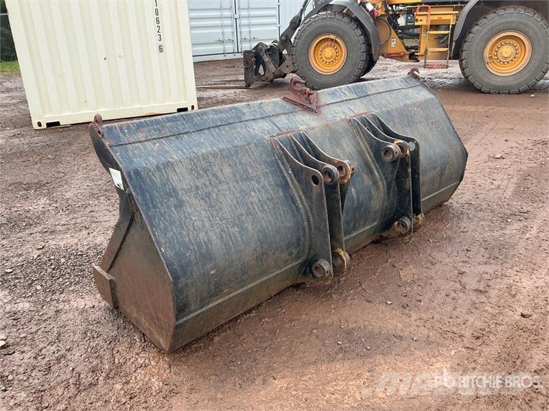 94 in General Purpose Wheel Loader Bucket Kanalak