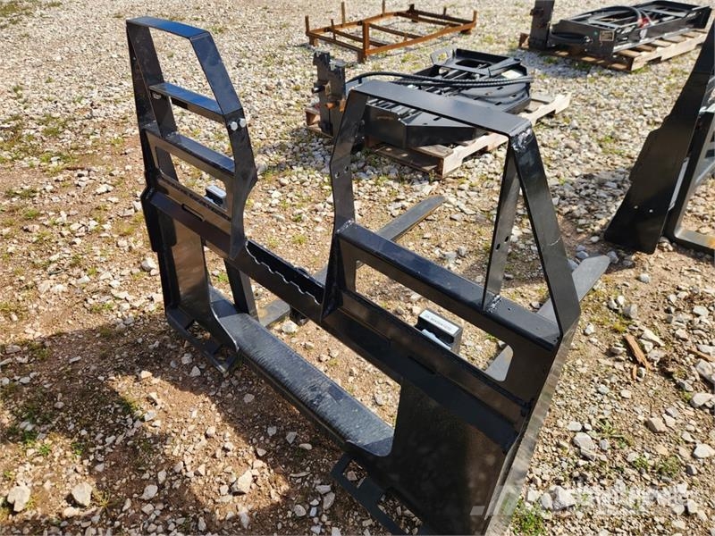 AGT 48 in Skid Steer Forks (Unused) Fourche