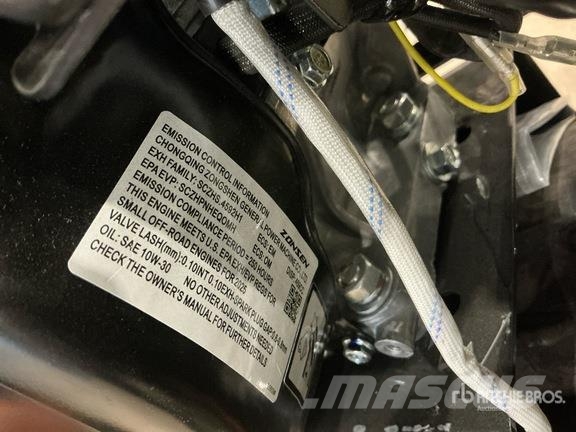 AGT AC 40 gal Air Compressor (Unused) Compressors