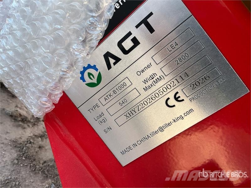 AGT ATK-B1000 2 Post 10000 lb Vehicle Lift (Unused) Строителство - Други