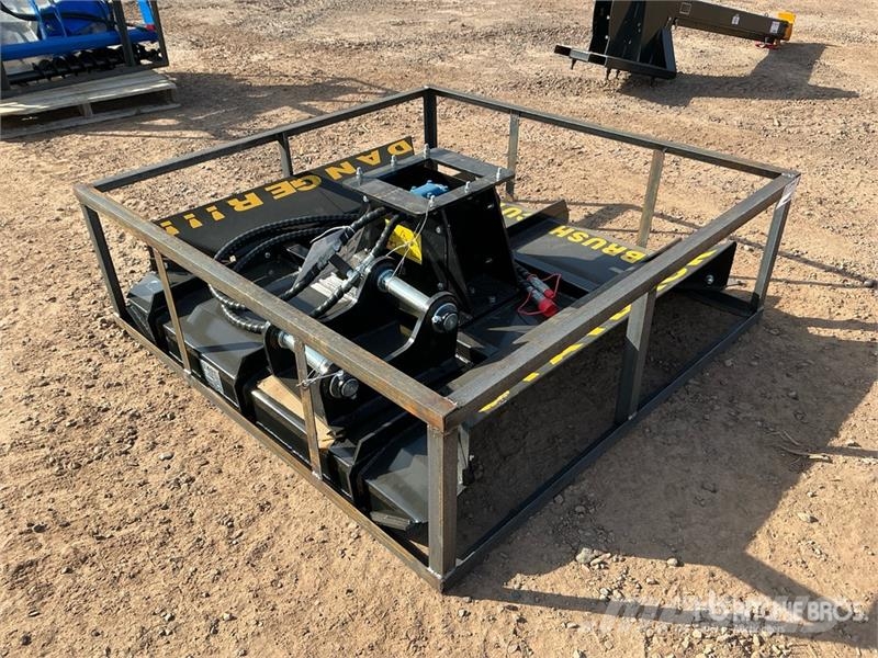AGT EXRC54 54 in Excavator Brush Cutter - Fits Cat 308 Ostale komponente