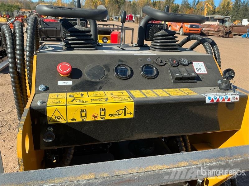 AGT MX-MRT14 Mini Compact Track Loader (Unused) Skid steer loaders