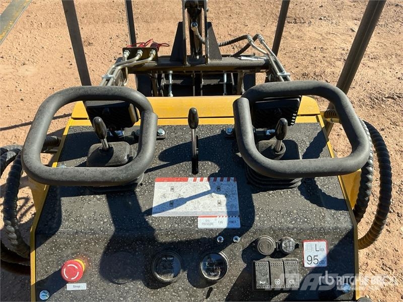 AGT MX-MRT14 Mini Compact Track Loader (Unused) Skid steer loaders