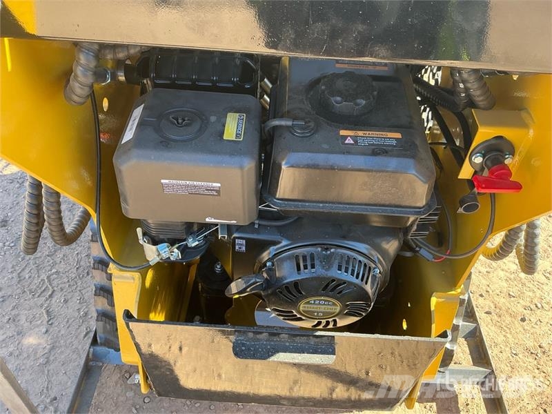 AGT MX-MRT14 Mini Compact Track Loader (Unused) Skid steer loaders