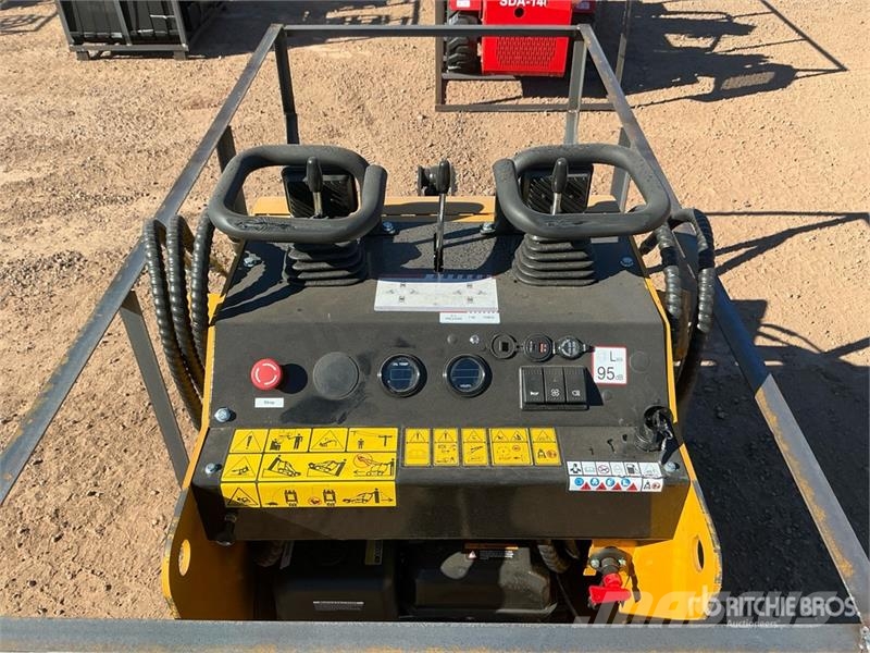 AGT MX-MRT14 Mini Compact Track Loader (Unused) Skid steer loaders