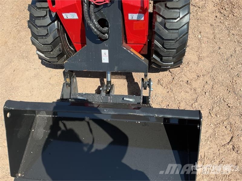 AGT SDA140W Mini Wheel Loader (Unused) Pale gommate
