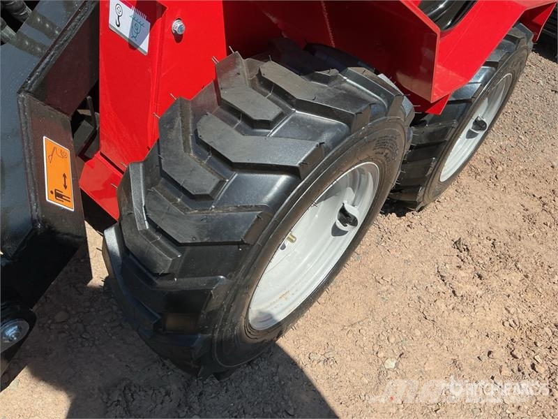 AGT SDA140W Mini Wheel Loader (Unused) Pale gommate