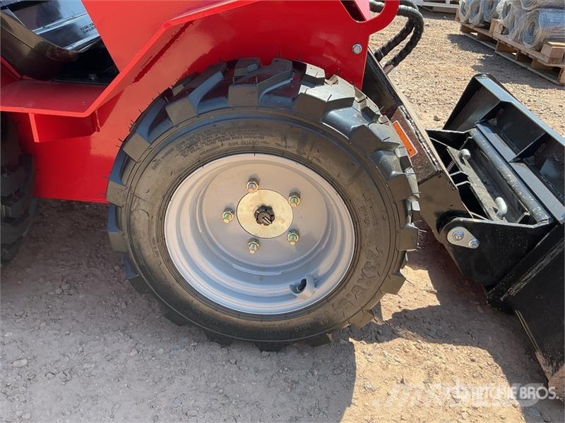 AGT SDA140W Mini Wheel Loader (Unused) Pale gommate