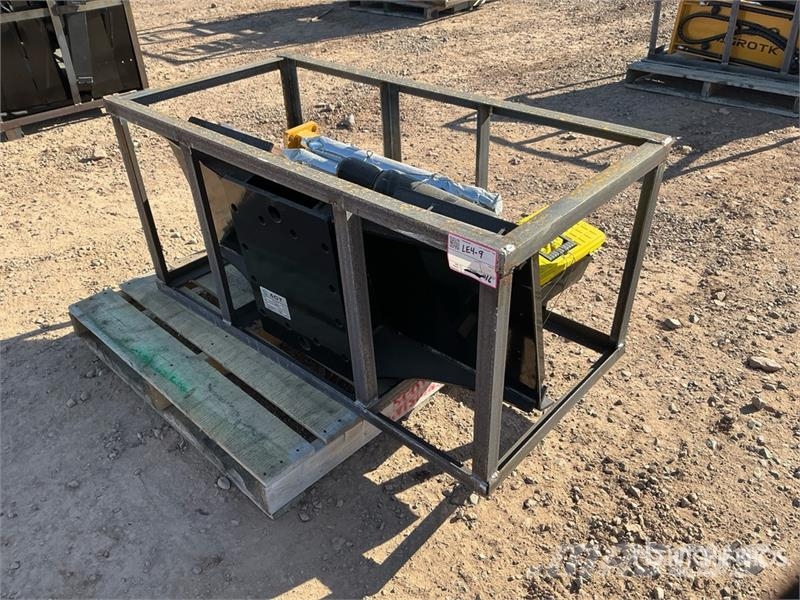AGT SSHH680 Skid Steer Breaker (Unused) Āmuri/Drupinātāji