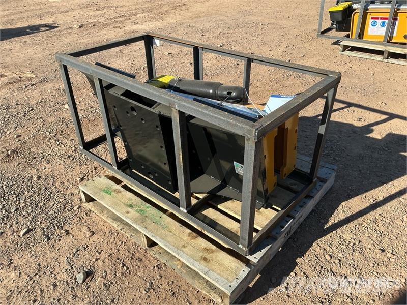 AGT SSHH680 Skid Steer Breaker (Unused) Āmuri/Drupinātāji