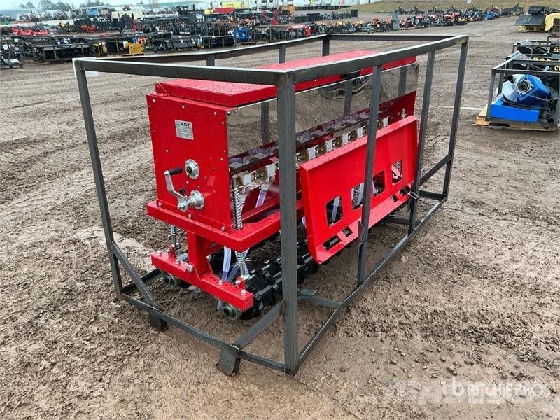 AGT STSD10 70 in 3-Point & Skid Steer Seeder (Unused) Sembradoras