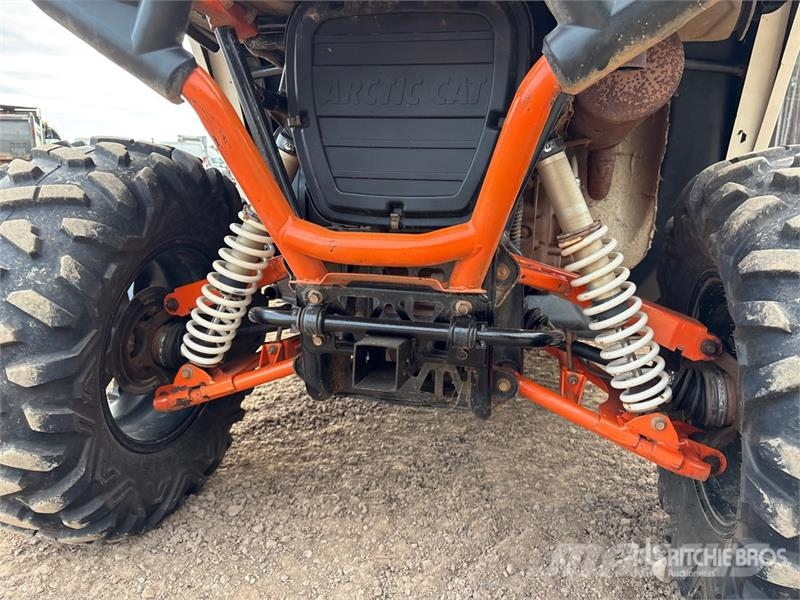 Arctic Cat Wild Cat 4x4 Side By Side Automobily