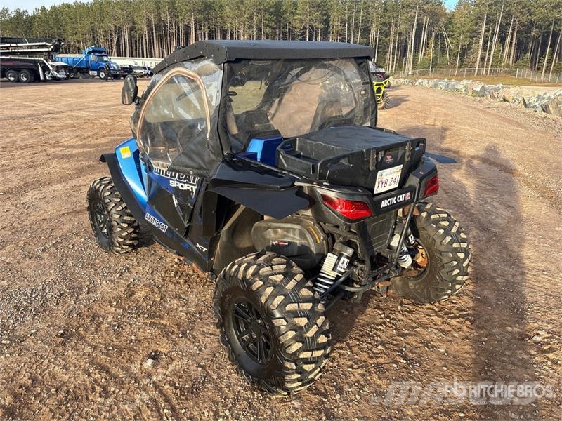Arctic Cat Wildcat 4x4 Side By Side Masini
