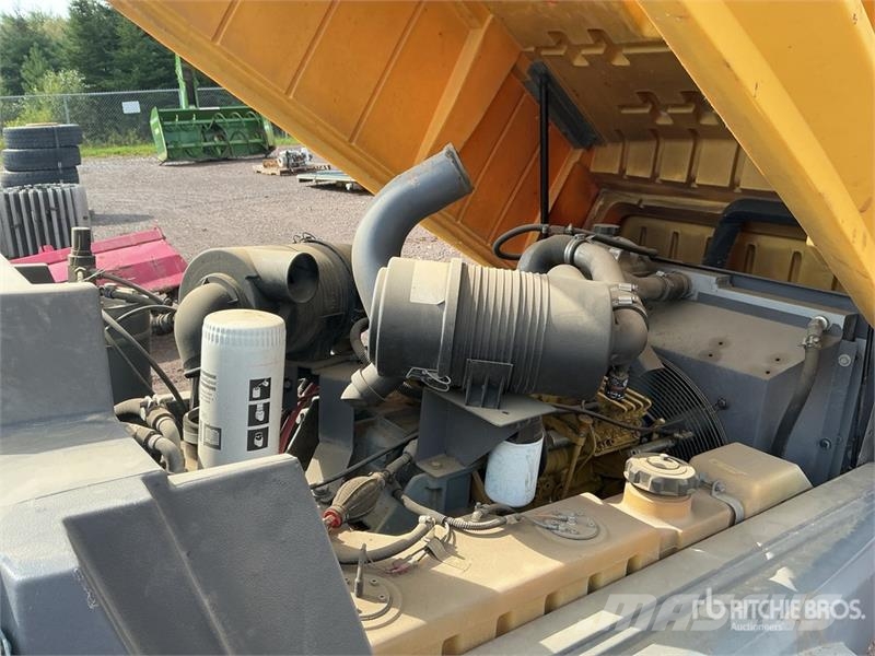 Atlas Copco XAS185CD7 185 cfm Mobile Air Compressor Воздушные компрессоры