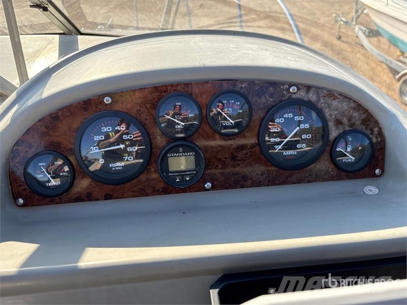  Bayliner 2355 23 ft Cruiser Otros componentes