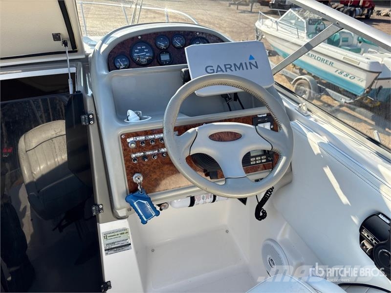  Bayliner 2355 23 ft Cruiser Otros componentes