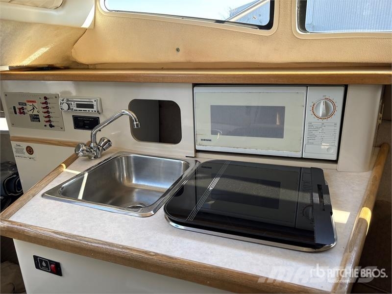  Bayliner 2355 23 ft Cruiser Otros componentes