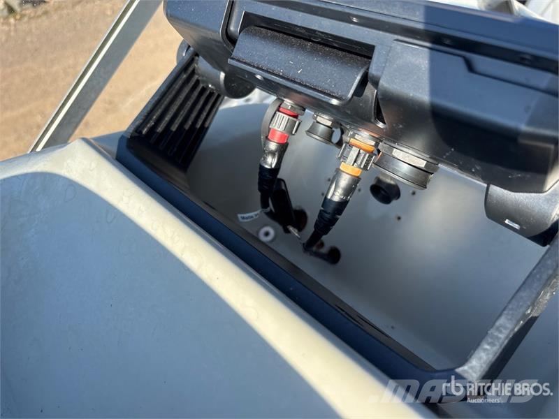  Bayliner 2355 23 ft Cruiser Otros componentes