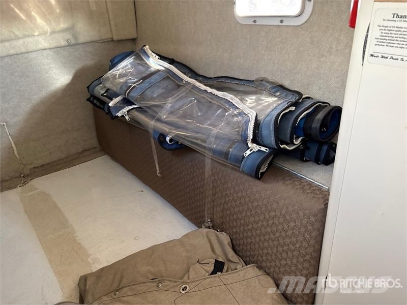  Bayliner 2355 23 ft Cruiser Otros componentes