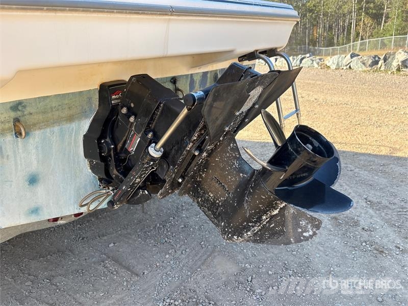  Bayliner 2355 23 ft Cruiser Otros componentes