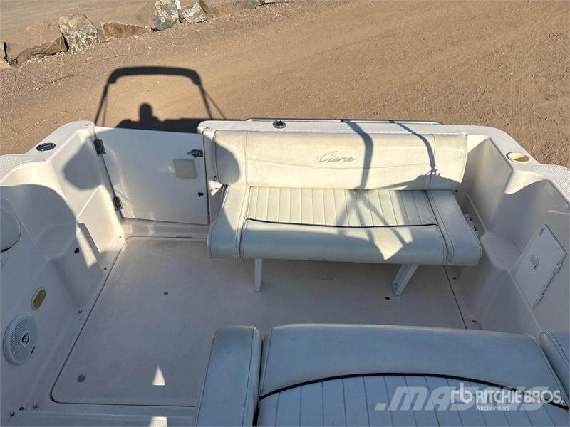  Bayliner 2355 23 ft Cruiser Otros componentes