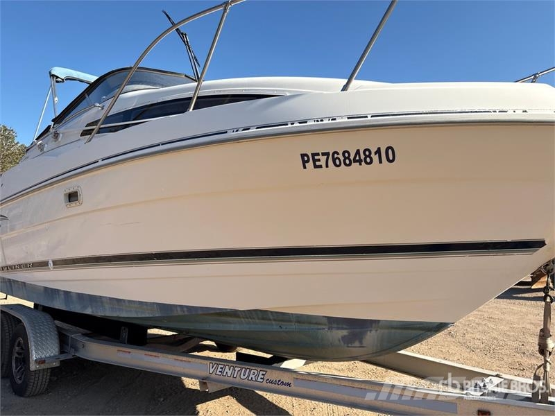  Bayliner 2355 23 ft Cruiser Otros componentes