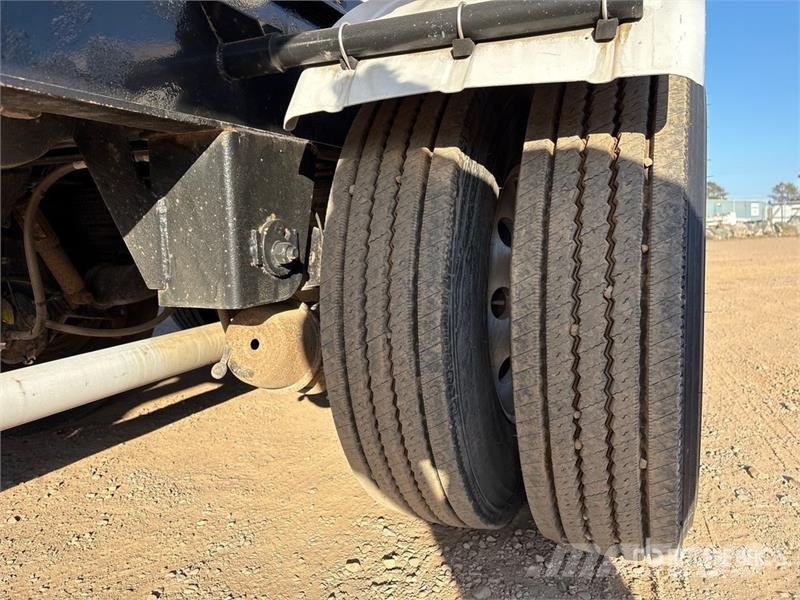 Bedard Lead Pneumatic Bulk Trailer Otros remolques
