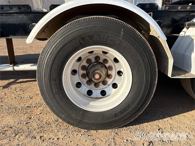 Bedard Lead Pneumatic Bulk Trailer Otros remolques