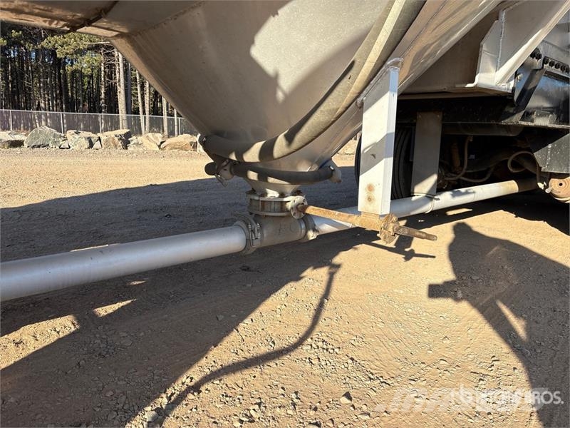 Bedard Lead Pneumatic Bulk Trailer Otros remolques