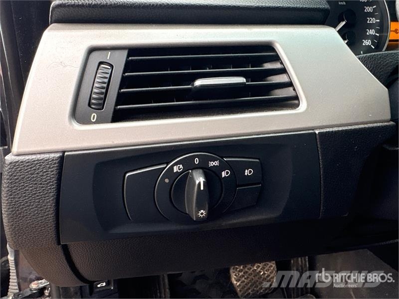 BMW 325i Automobile سيارات