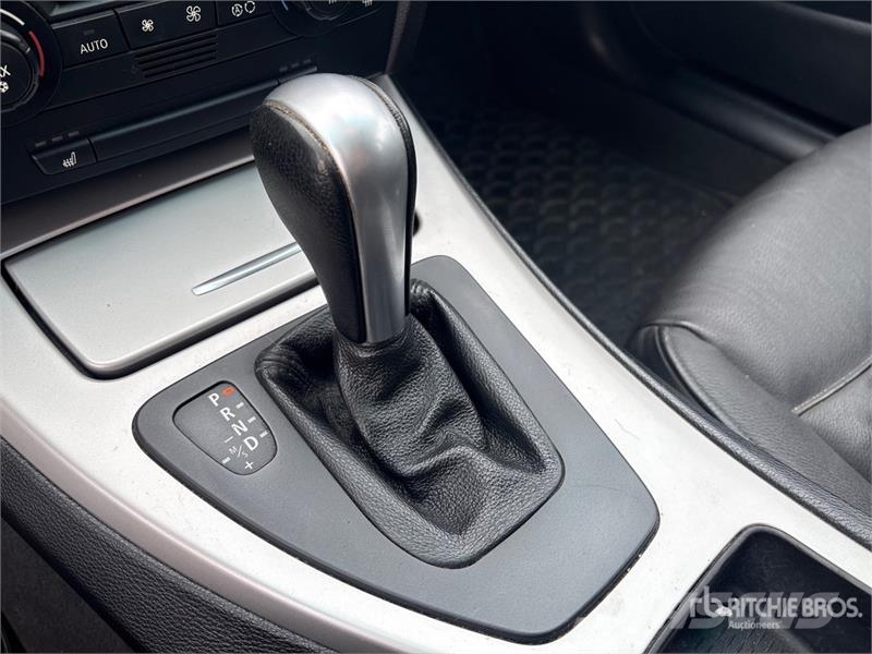 BMW 325i Automobile سيارات