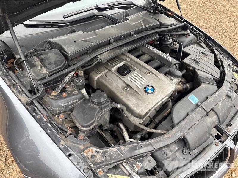 BMW 325i Automobile سيارات