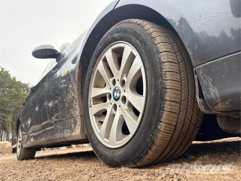 BMW 325i Automobile سيارات