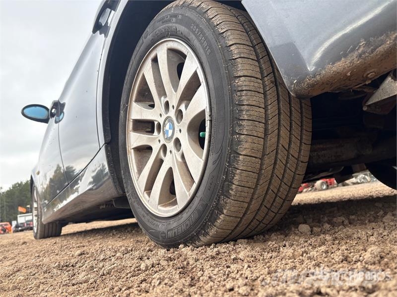 BMW 325i Automobile سيارات