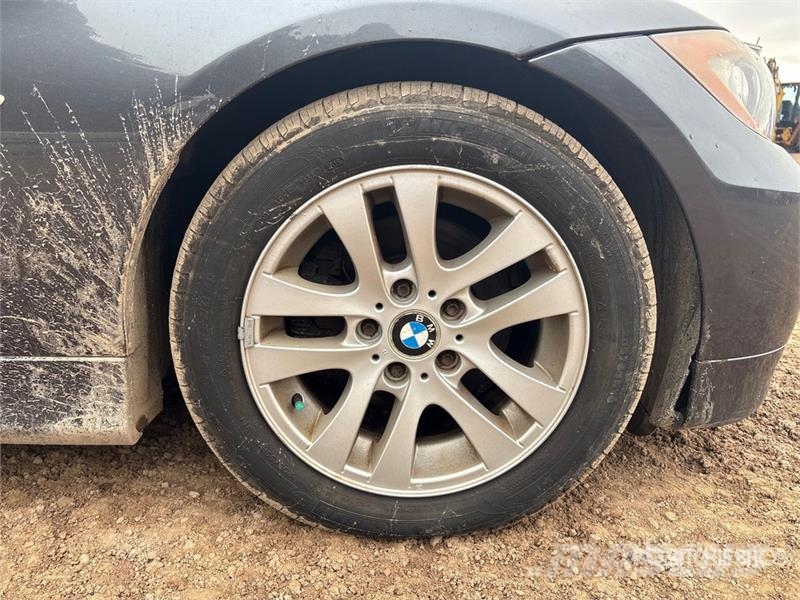 BMW 325i Automobile سيارات