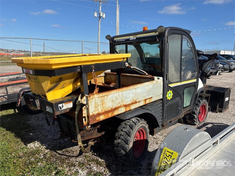 Bobcat 5600 Toolcat 4x4 Utility Vehicle (Inoperable) Pomoćni strojevi