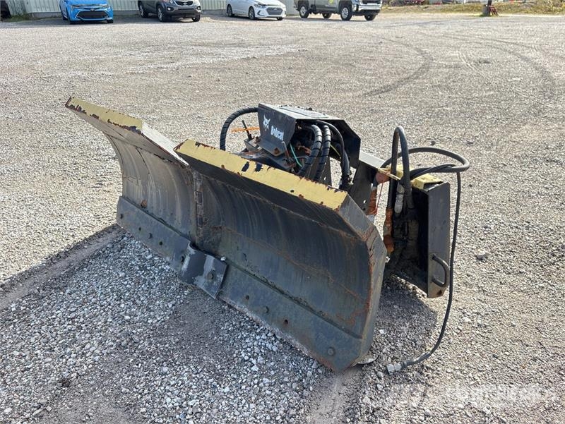 Bobcat 5600 Toolcat 4x4 Utility Vehicle (Inoperable) Pomoćni strojevi