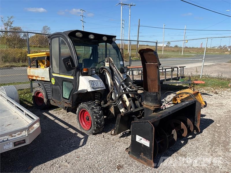 Bobcat 5600 Toolcat 4x4 Utility Vehicle (Inoperable) Pomoćni strojevi