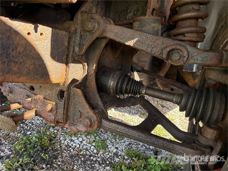 Bobcat 5600 Toolcat 4x4 Utility Vehicle (Inoperable) Pomoćni strojevi