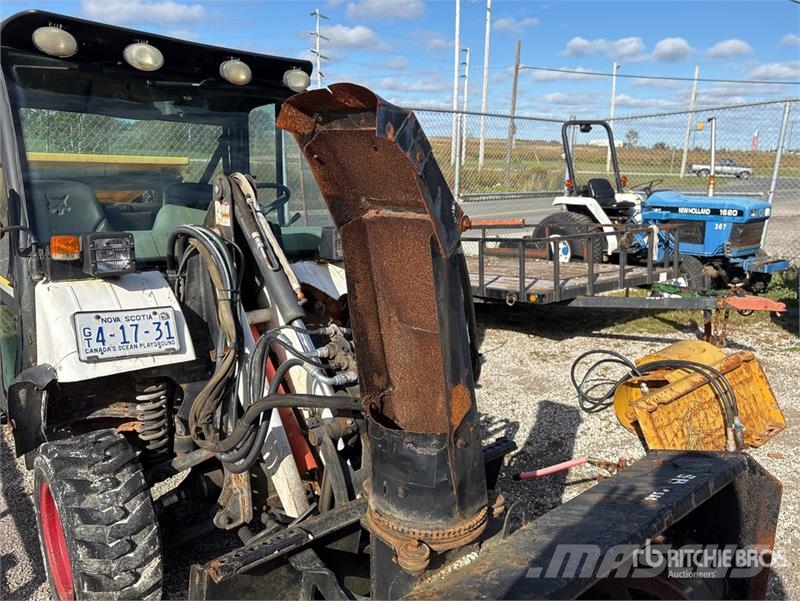 Bobcat 5600 Toolcat 4x4 Utility Vehicle (Inoperable) Pomoćni strojevi